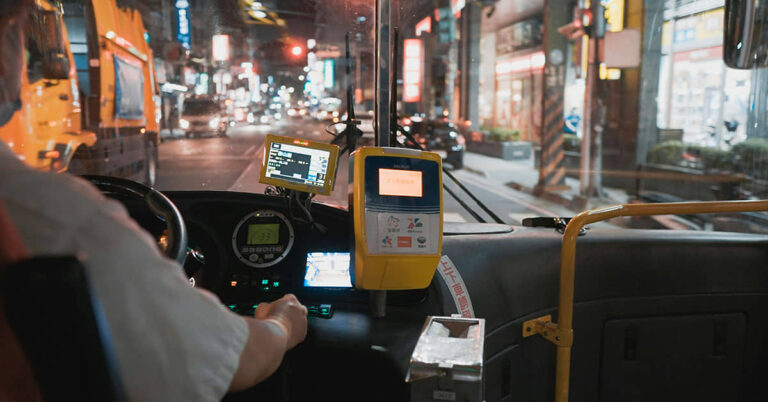 Flutter Public Transport Navigation Mobile App Development - Appilian