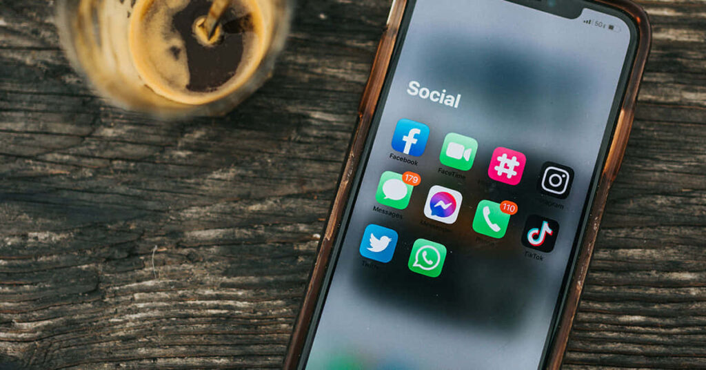 React Native Fan Community Mobile App Development - Appilian